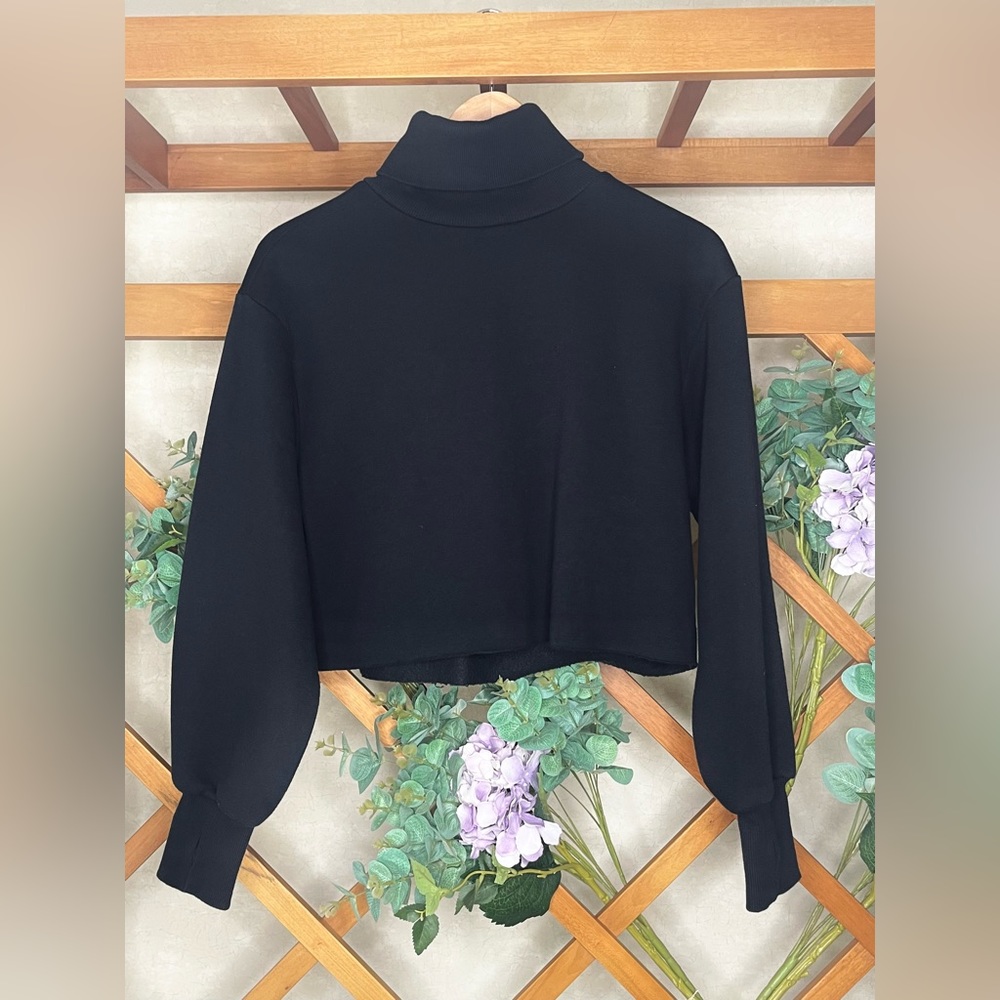 Forever21 Black Warm Sweater/hoodie TurtleNeck With Finger Holes(gently Used)(S)
